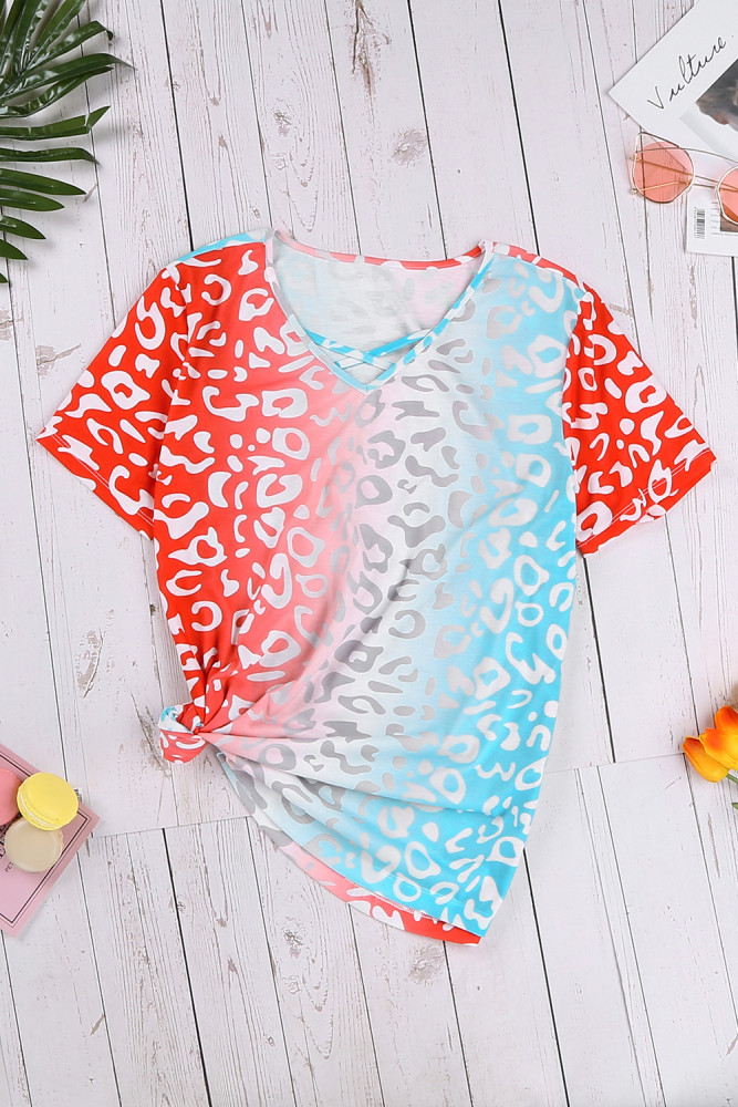 Red Ombre Crisscross V Neck Printed T-shirt