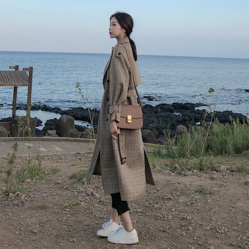 Korean Style Ladies Trench Coat Plaid Long Double Breasted Belted Oversize Loose Women Duster Coat Outerwear with Storm Flaps