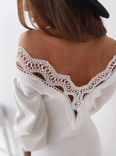 2020 Sexy Backless Lace Patchwork Women Dresses Autumn V Neck Lantern Long Sleeve Bodycon Dress Winter Slim Wrap Hip Dress Femme