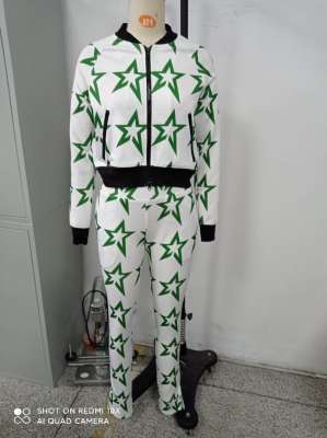 女士休闲套装