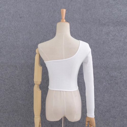 Félvállas női felső, crop top, elasztikus anyagú felső
