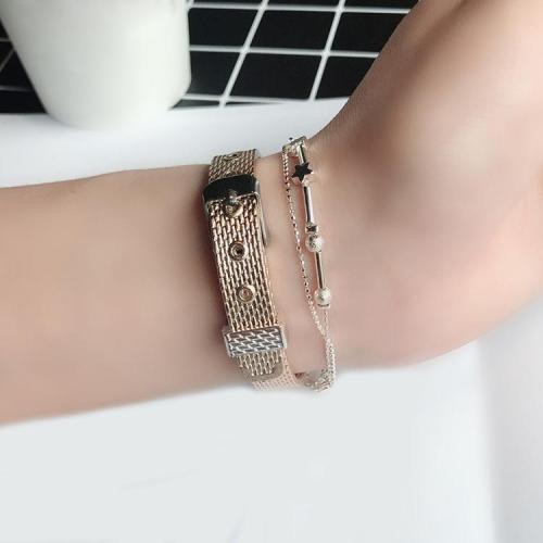 Női karkötő órák Rose Gold Band kvarc Nézd meg a női Casual ruha strasszos karórák