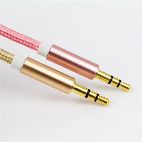 Alumínium Ötvözet Audio Kábel  3.5 mm Aux Réz Autós Univerzális Kábel