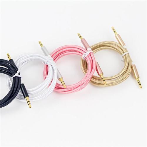 Alumínium Ötvözet Audio Kábel  3.5 mm Aux Réz Autós Univerzális Kábel