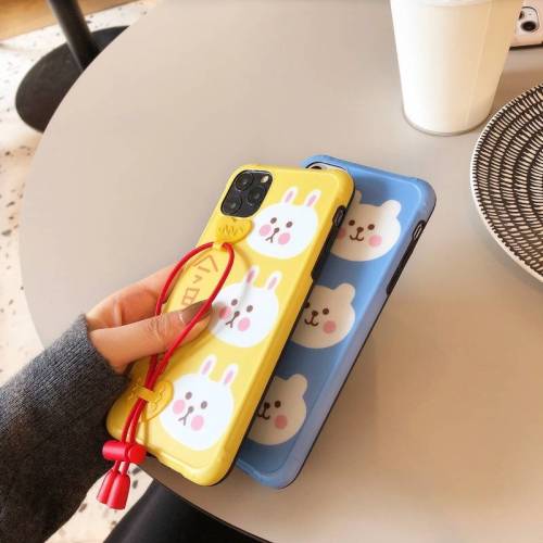 韓國卡通熊腕帶iPhone全系列全包手機殼