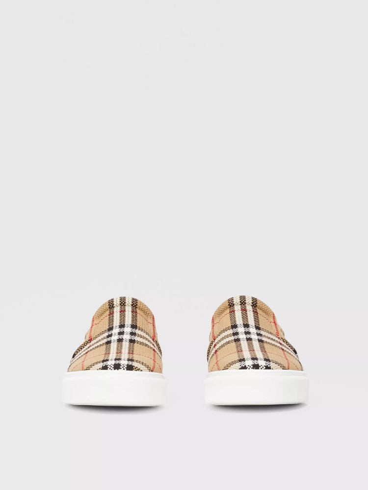 BURBERRY - Leather sneakers with signature stripe