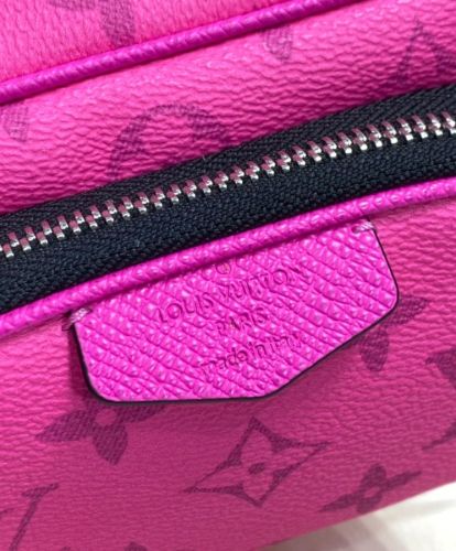 Louis Vuitton Outdoor Pouch M30755 M30781