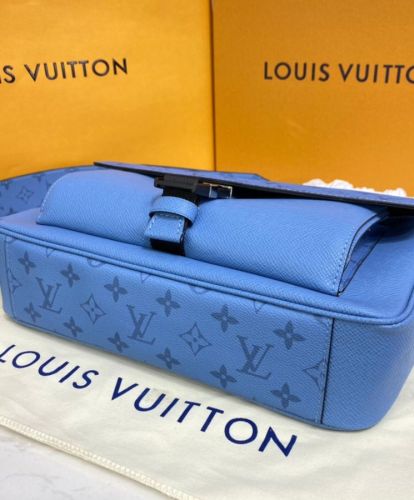 Louis Vuitton New Messenger M30745 M30746