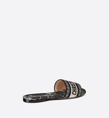 DIOR- DWAY sandals