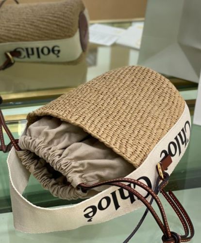 Chloe Small Woody Basket Cream