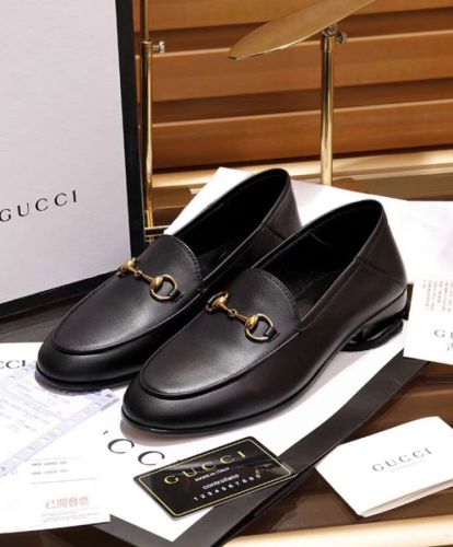 Gucci Women's Leather Horsebit loafer 414998