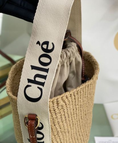 Chloe Small Woody Basket Cream