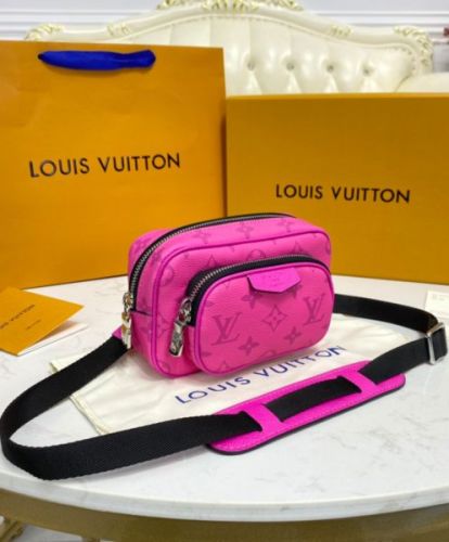 Louis Vuitton Outdoor Pouch M30755 M30781