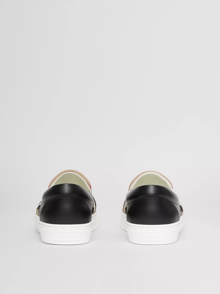 BURBERRY - Leather sneakers with signature stripe