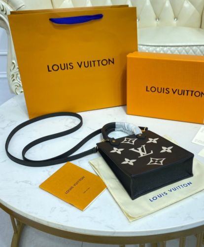 Louis Vuitton Petit Sac Plat M57937 M80478