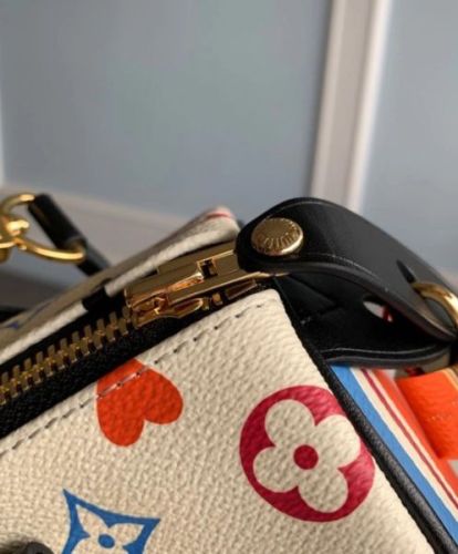 Louis Vuitton Game On Speedy Bandouliere 25 M57466 White