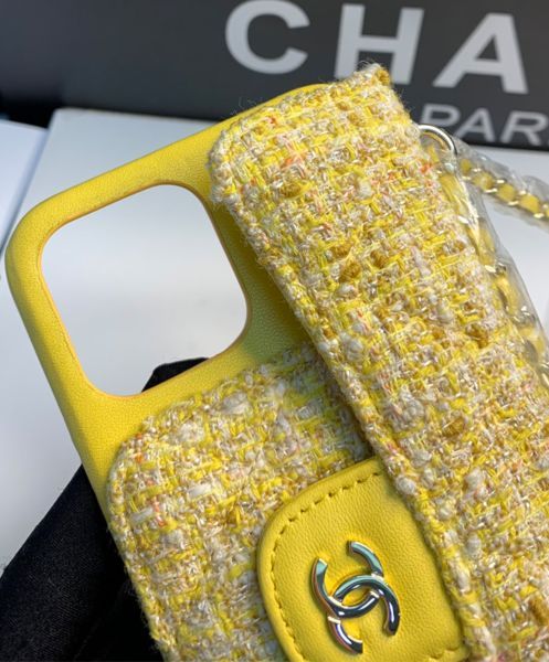Chanel Classic Case For Iphone With Chain