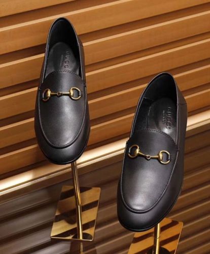 Gucci Women's Leather Horsebit loafer 414998