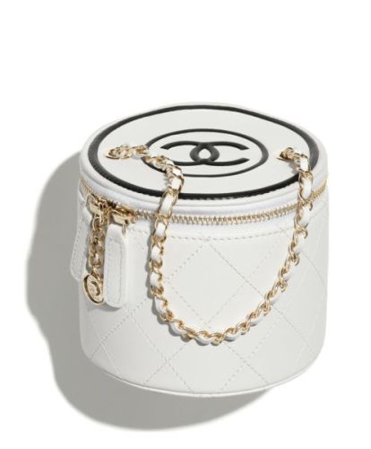 Chanel Small Vanity With Chain AP2193