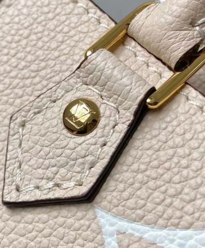 Louis Vuitton Petit Sac Plat M80449 Cream
