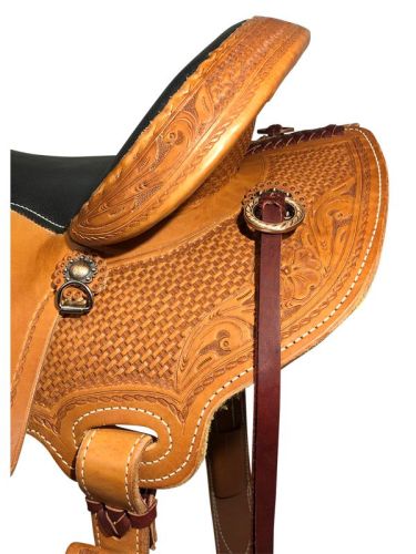 15  to 17  HR Hud Roberts Chisholm Trail Saddle 820H