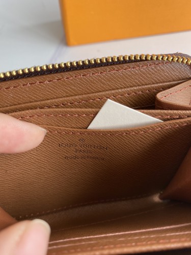 LV(ルイ·ヴィトン) Monogram swing 財布 新品