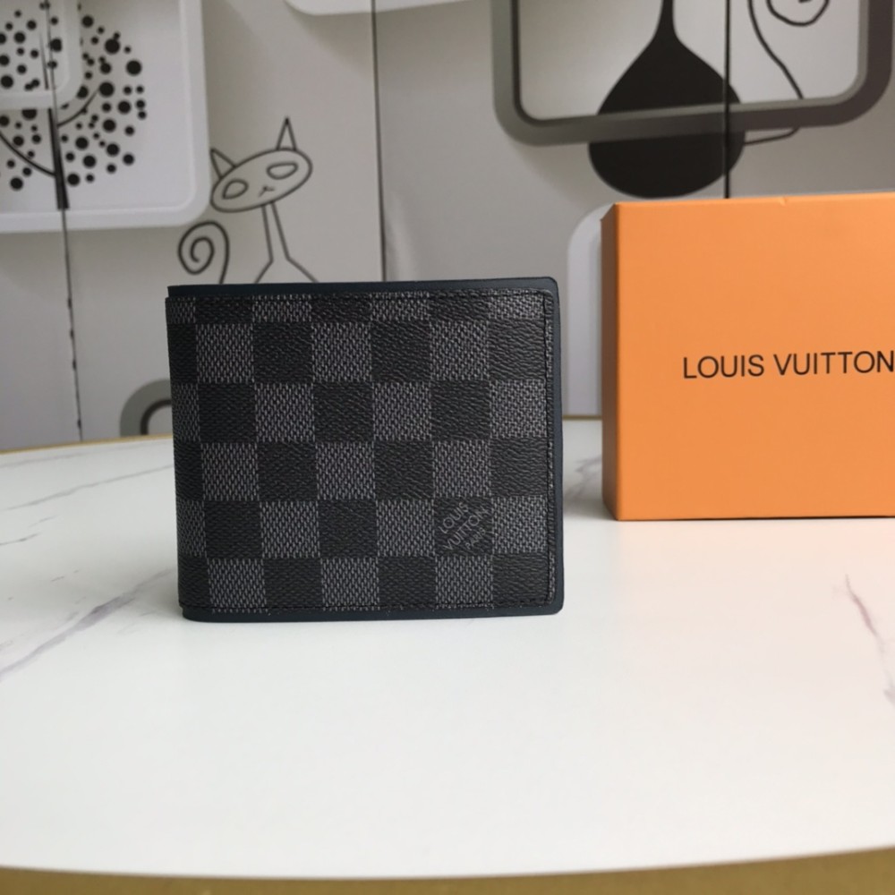 LV(ルイ·ヴィトン) Monogram 財布 新品
