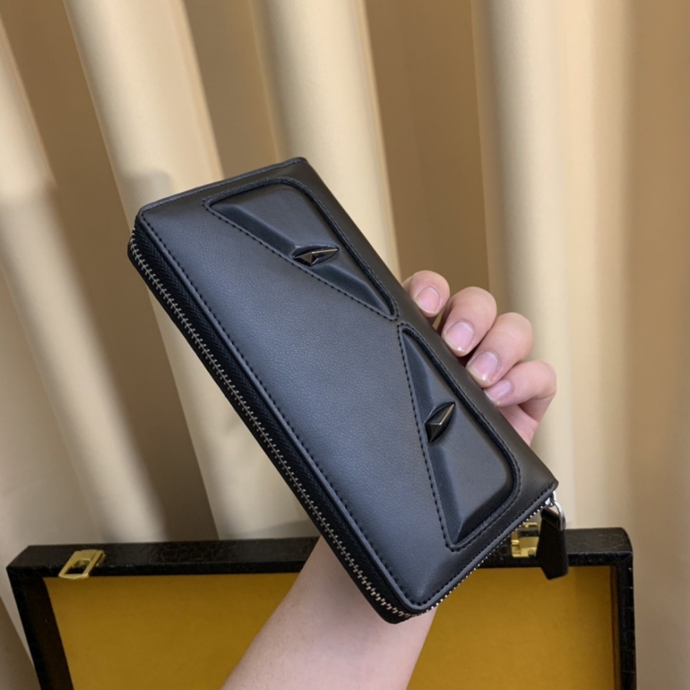 Fendi (フェンディ)  メンズ / レディース 財布 新品