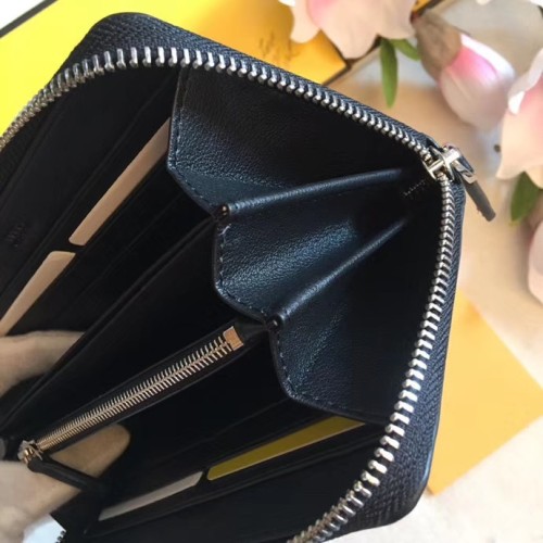 Fendi (フェンディ) メンズ / レディース 財布 新品
