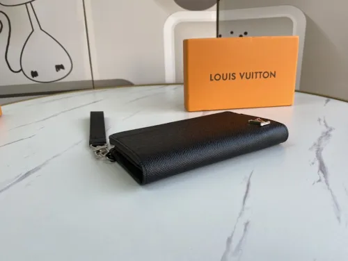 LV(ルイ·ヴィトン)  Zippy Dragonne 財布 新品