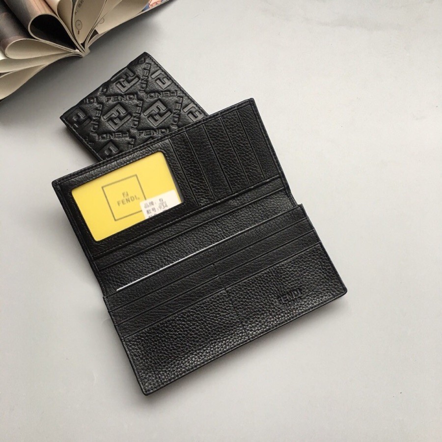 Fendi (フェンディ) 財布 新品