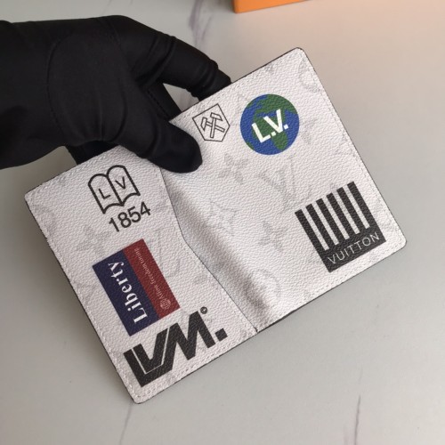LV(ルイ·ヴィトン) Monogram 財布 新品