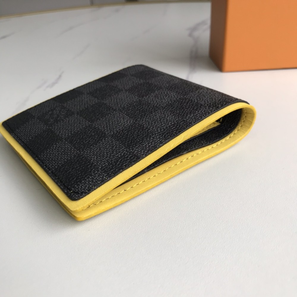 LV(ルイ·ヴィトン) Monogram 財布 新品