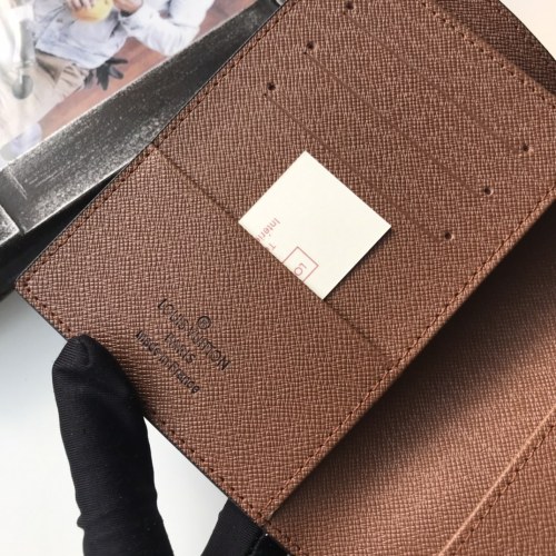 LV(ルイ·ヴィトン) Monogram 財布 新品特売