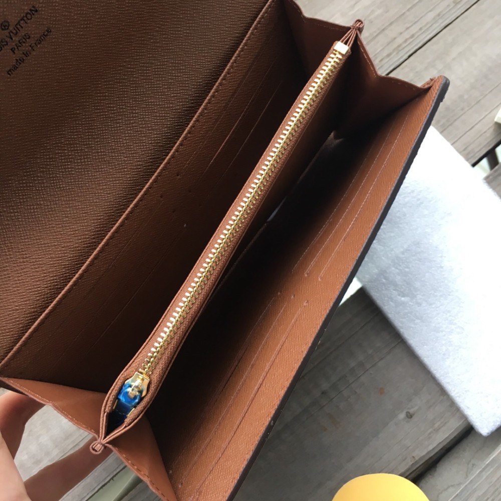 LV(ルイ·ヴィトン) Venice 財布 新品