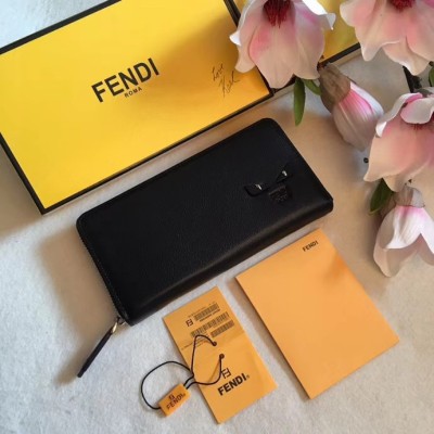 Fendi (フェンディ) メンズ / レディース 財布 新品