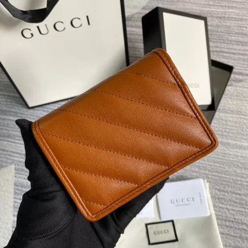 Gucci　GG marmont　 財布　