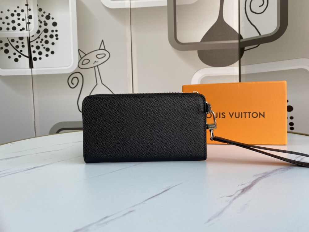 LV(ルイ·ヴィトン) Monogram 財布 新品