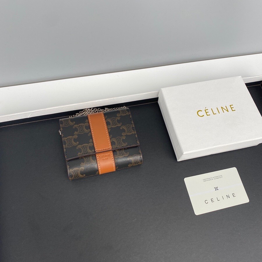 CELINE　 財布　サイズ11*10*5