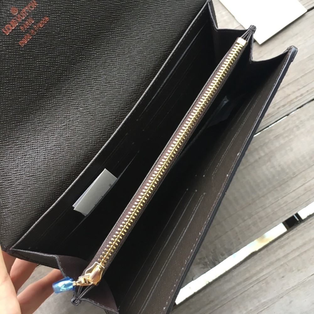 LV(ルイ·ヴィトン) Venice 財布 新品