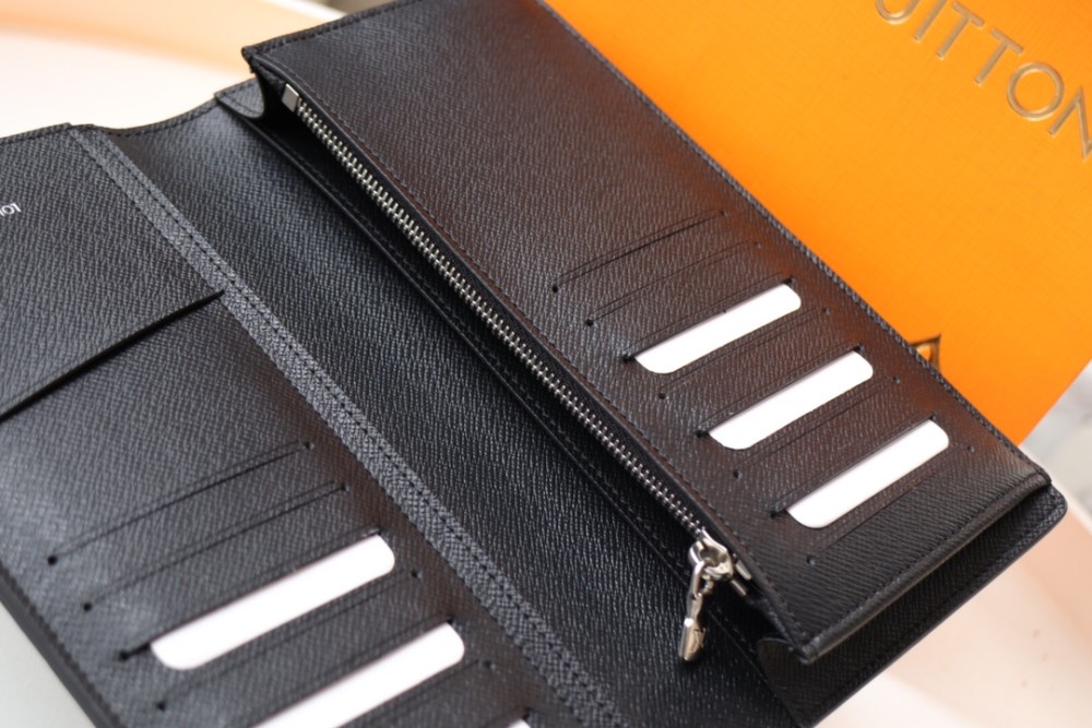 LV(ルイ·ヴィトン) 高品質 ZIPPY VERTICAL 新品