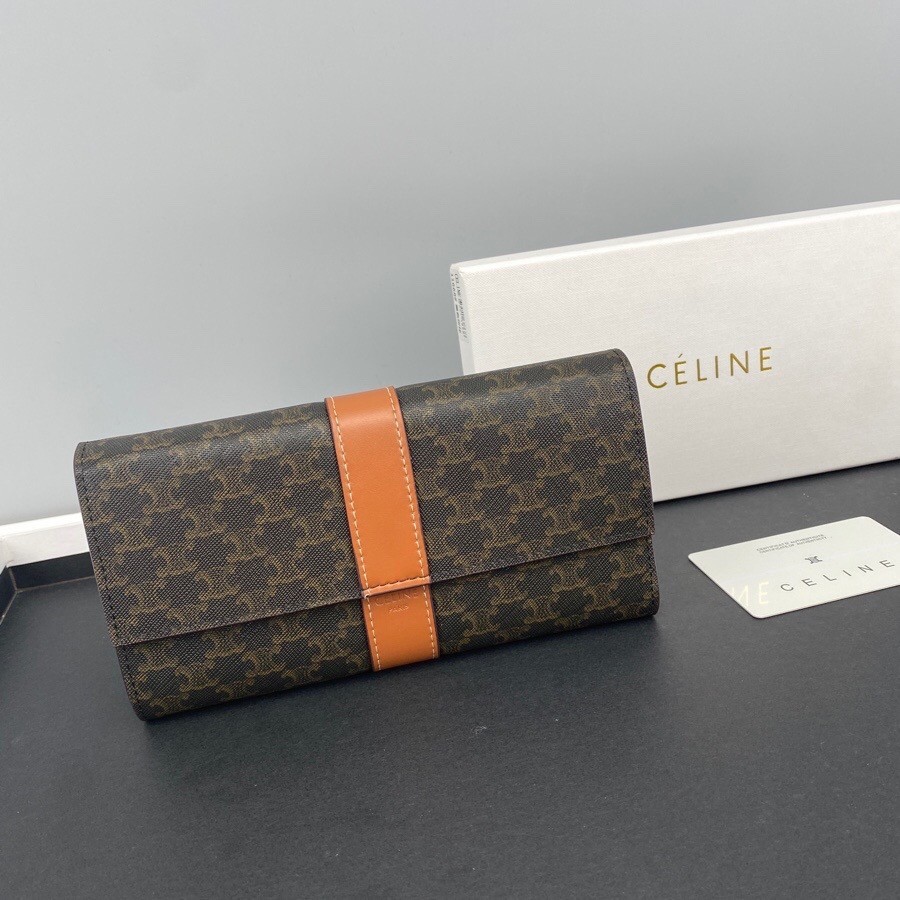 CELINE　 財布　サイズ19*10*3