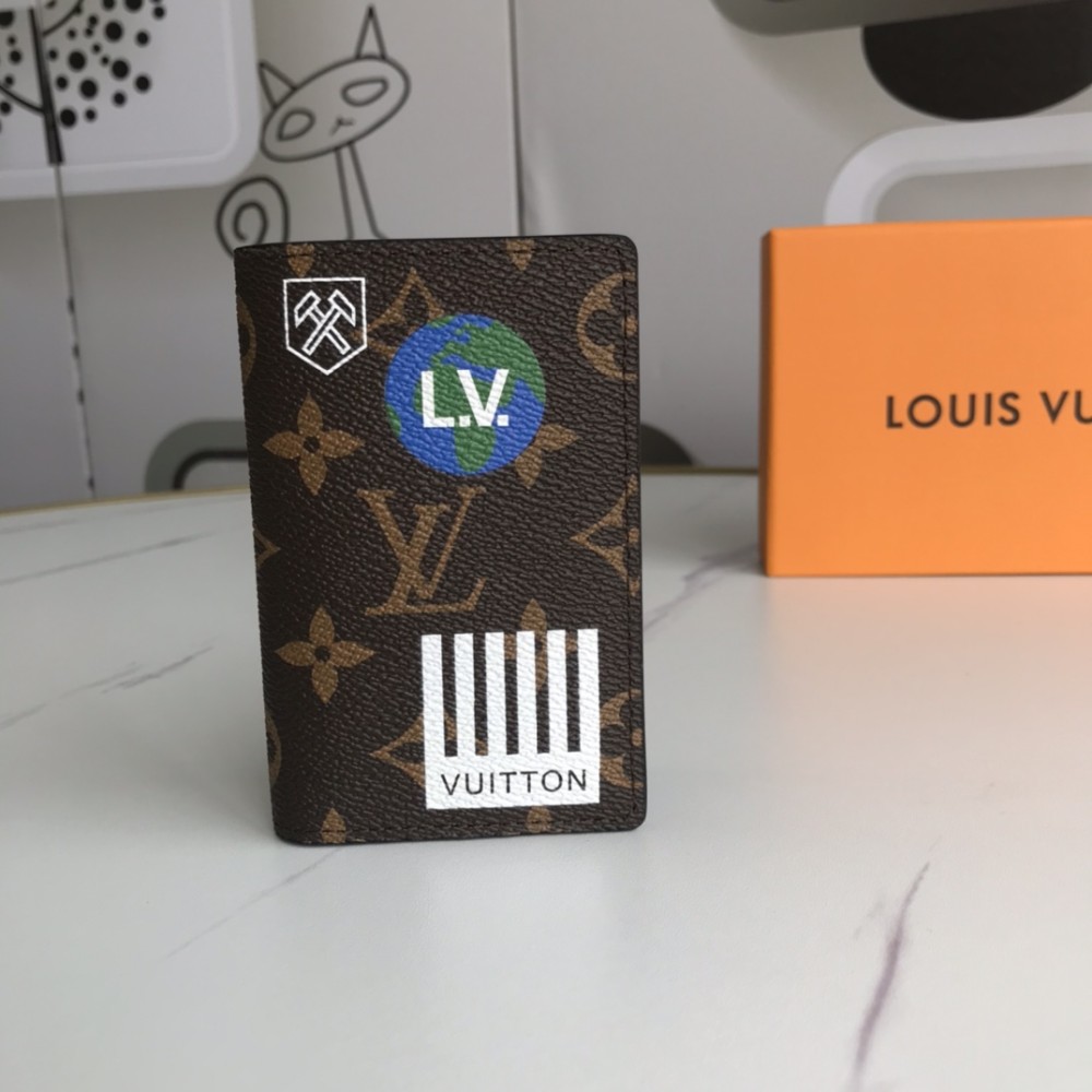 LV(ルイ·ヴィトン) Monogram 財布 新品