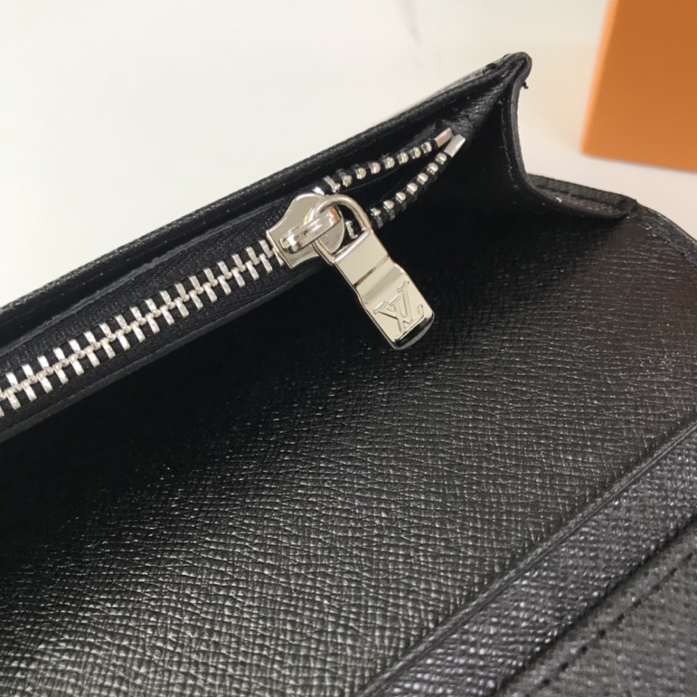 LV(ルイ·ヴィトン) Brazza 財布 新品