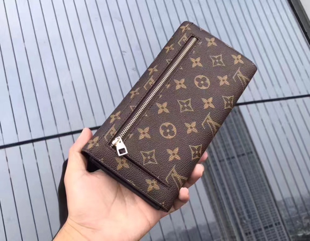 LV(ルイ·ヴィトン) Monogram 財布 新品