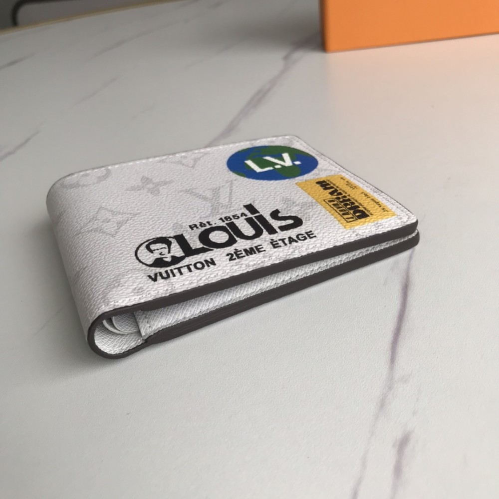 LV(ルイ·ヴィトン) Monogram 財布 新品