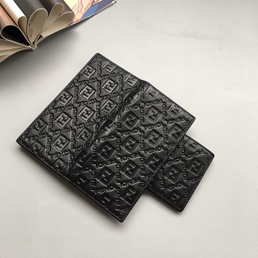 Fendi (フェンディ) 財布 新品