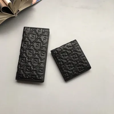 Fendi (フェンディ) 財布 新品