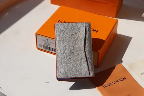 LV & NBA MULTIPLE 財布 新品