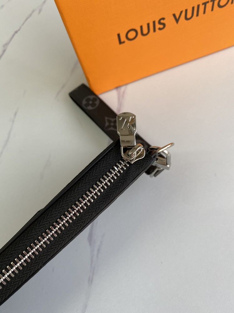 LV(ルイ·ヴィトン) Monogram 財布 新品